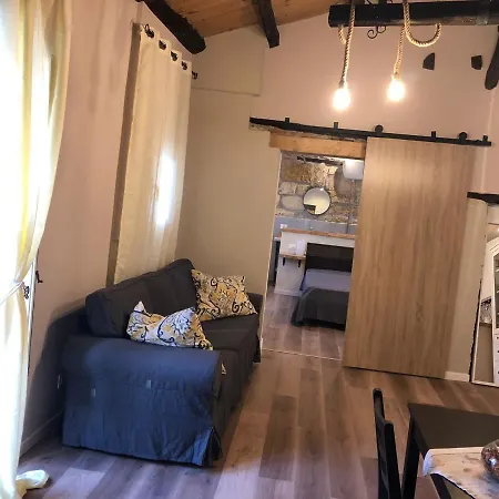 Alle Antiche Mura Di Casa Professa Palermo